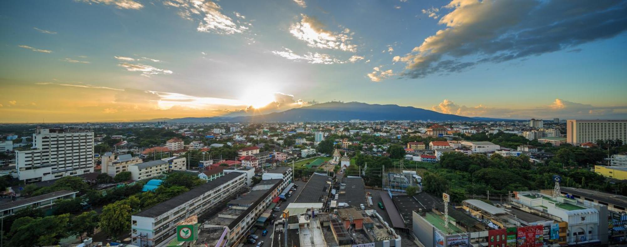 The Astra Chaing Mai Leilighet Chiang Mai Eksteriør bilde